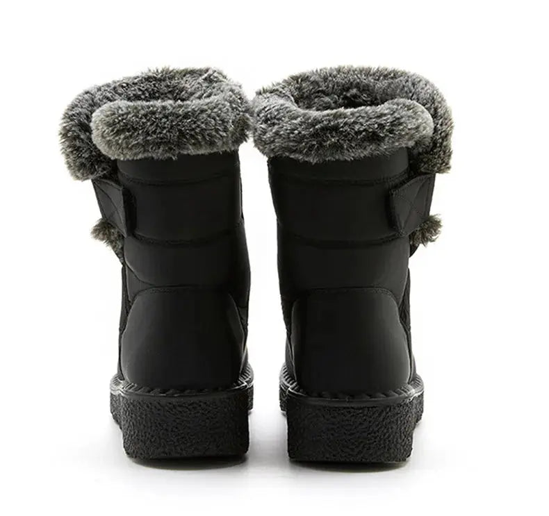 Bottes pour femme , tendance chaussures d'hiver , bottes imperméables avec fourrure doux et moelleux Chausseria