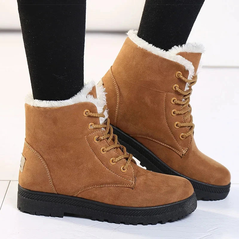 Bottes pour femme avec fourrure chaude et confortable , chaussures d'hiver de neige avec talons bas Chausseria