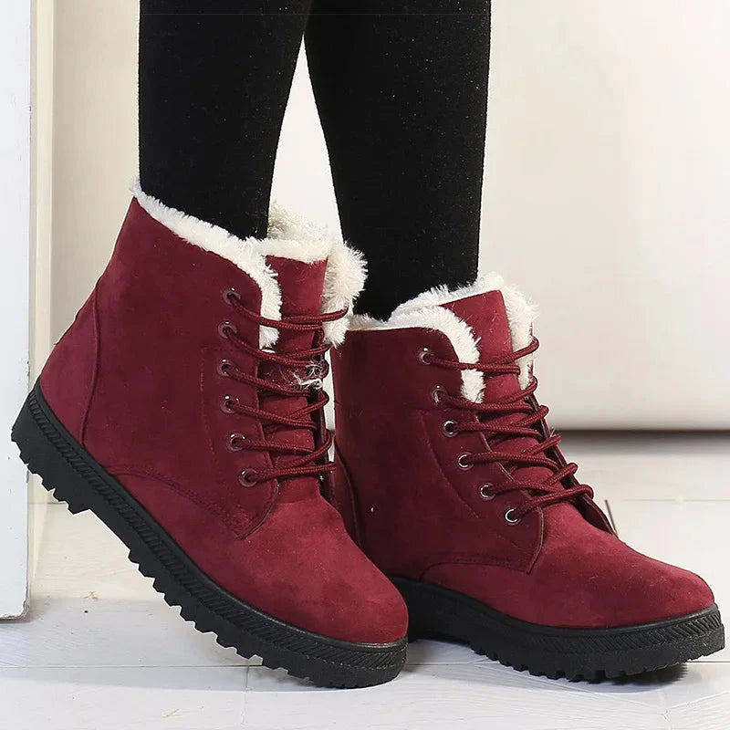 Bottes pour femme avec fourrure chaude et confortable , chaussures d'hiver de neige avec talons bas Chausseria