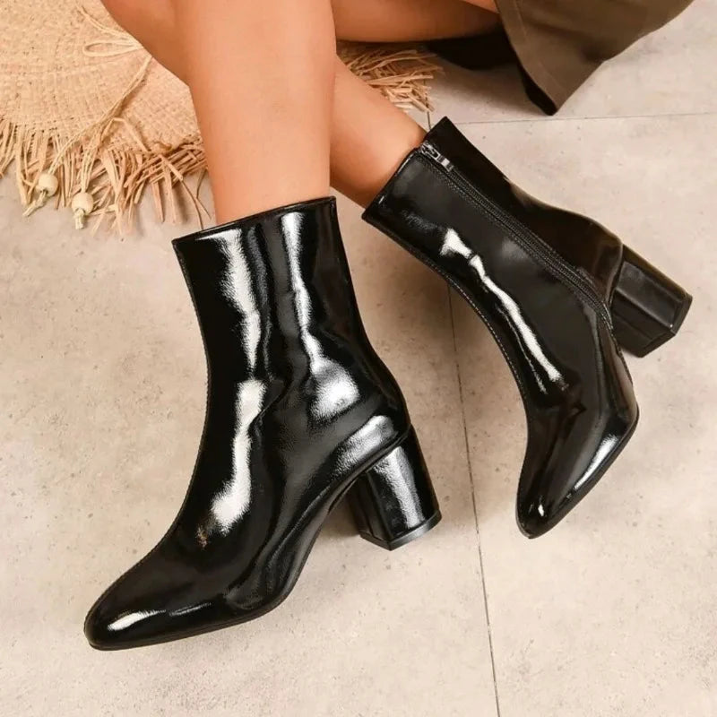 Bottines courtes à fermeture éclair latérale pour femmes, bout pointu, talons hauts, bottes en cuir de haute qualité, Chausseria